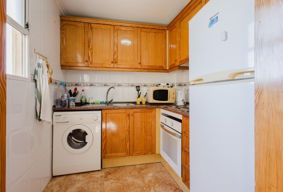 Resale - Apartment - Torrevieja - Acequion