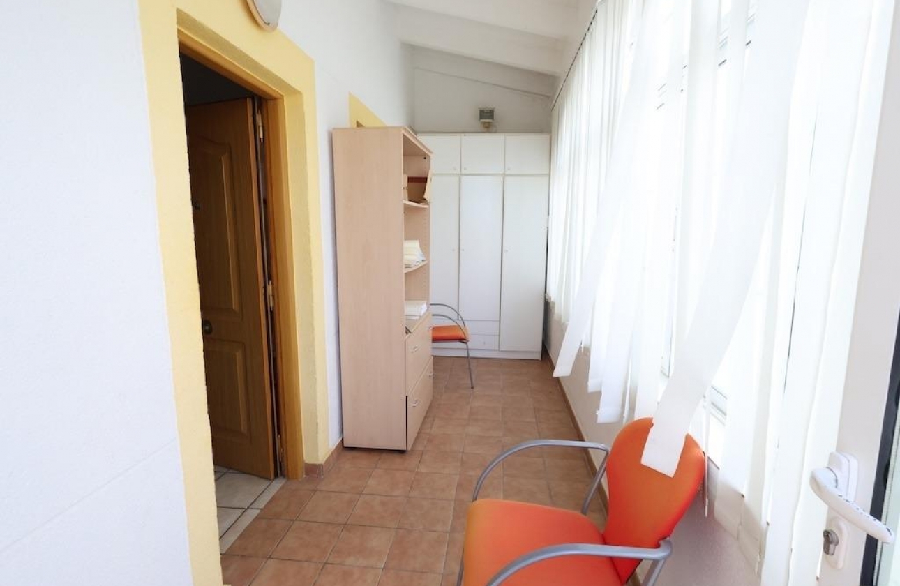 Rynek wtórny - Szeregowiec - Torrevieja - Los Balcones