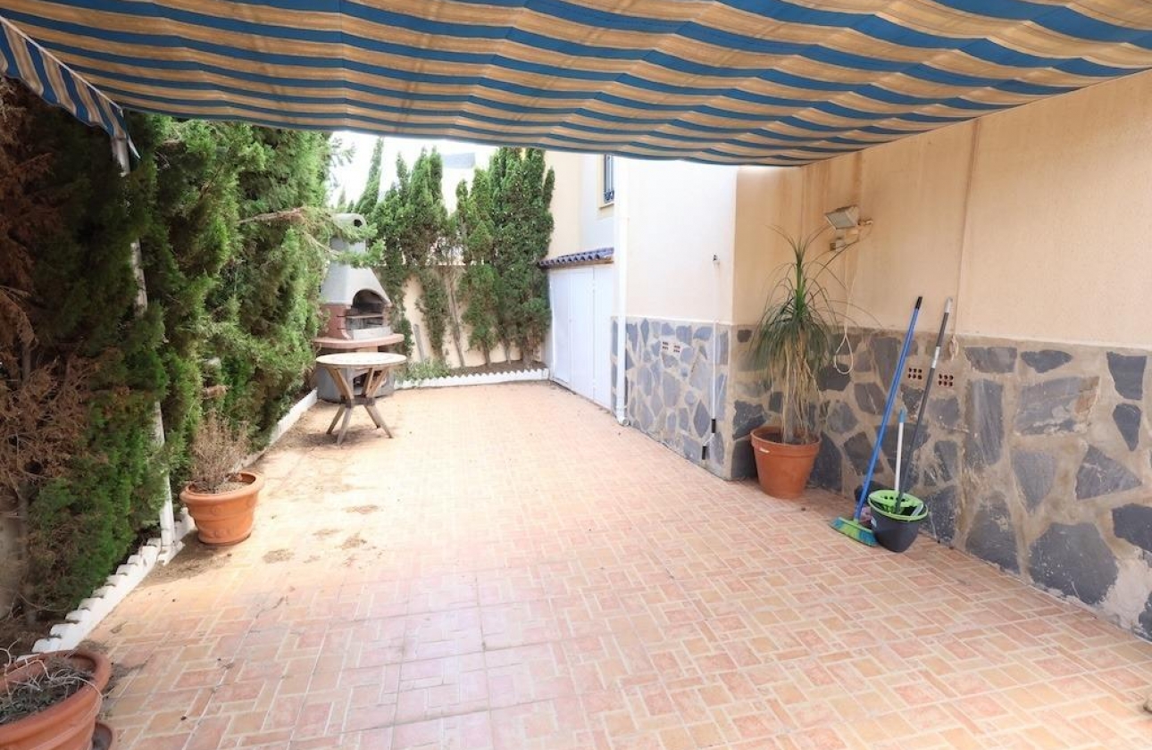 Rynek wtórny - Szeregowiec - Torrevieja - Los Balcones