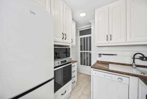Rynek wtórny - Apartament - Torrevieja - Puerto