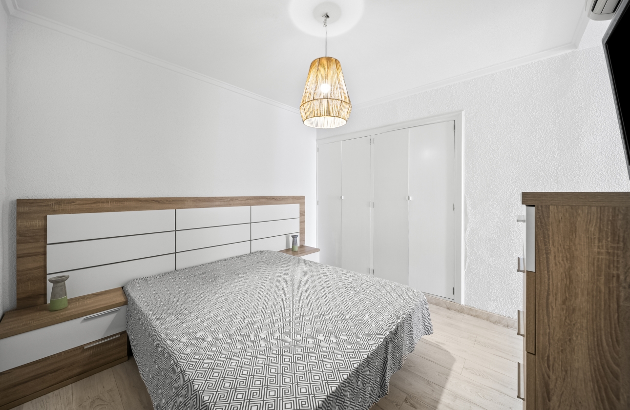 Rynek wtórny - Apartament - Torrevieja - Puerto