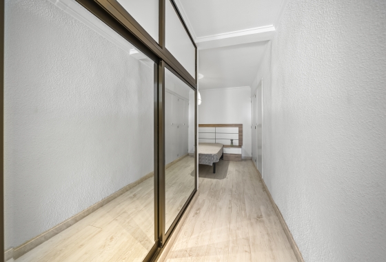 Rynek wtórny - Apartament - Torrevieja - Puerto