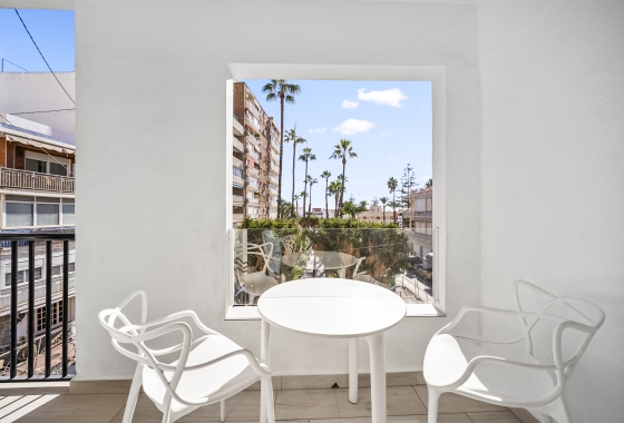 Rynek wtórny - Apartament - Torrevieja - Puerto