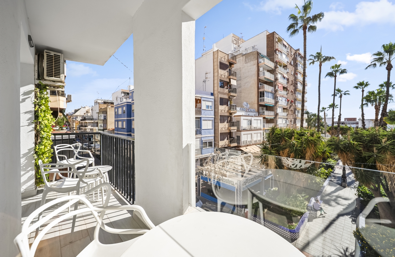 Rynek wtórny - Apartament - Torrevieja - Puerto