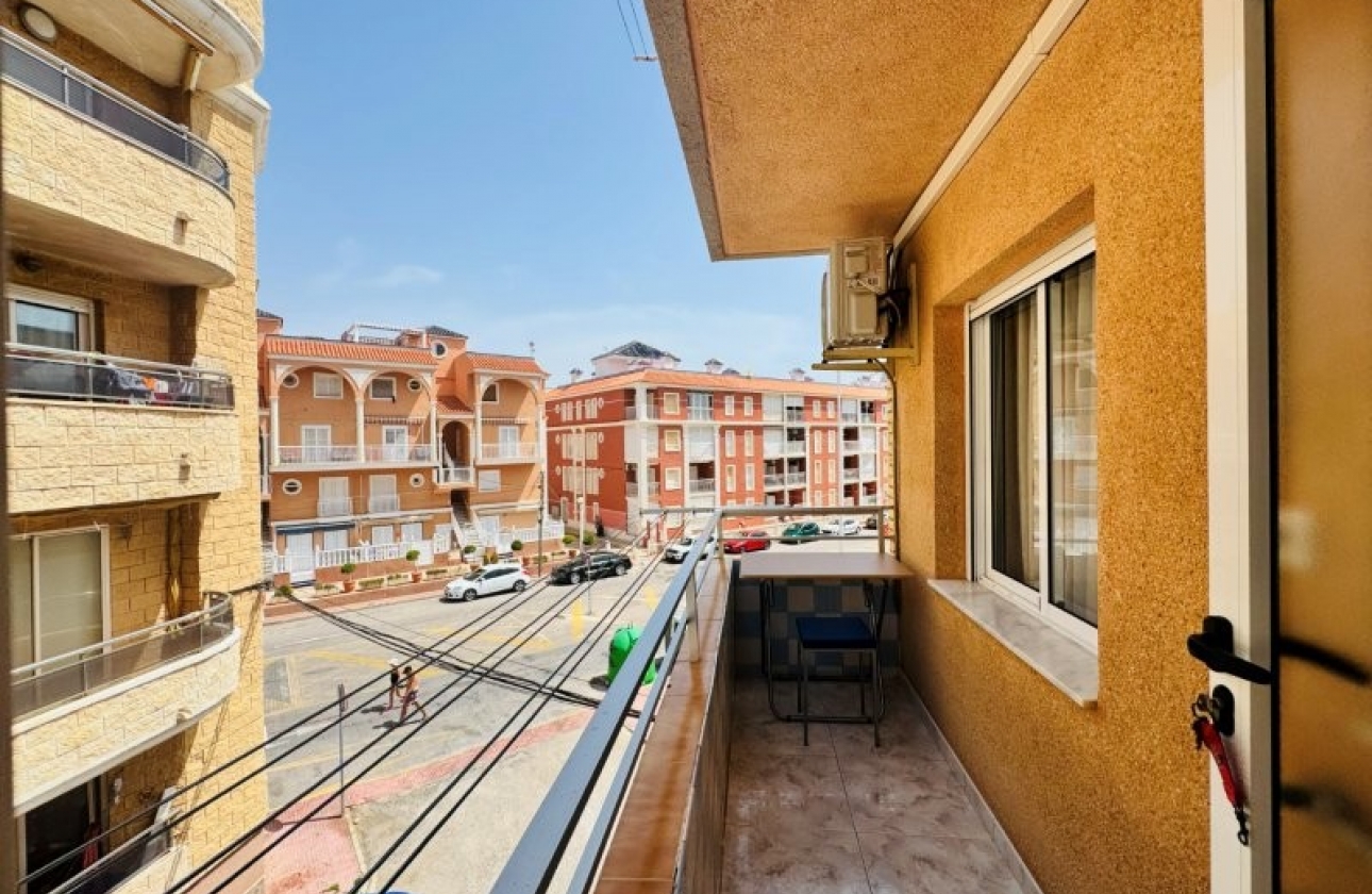 Rynek wtórny - Apartament - Torrevieja - La Mata