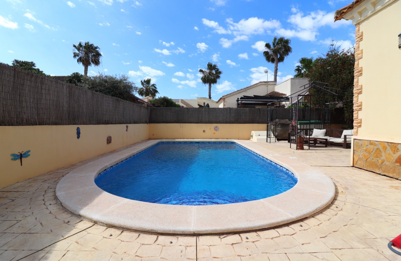Rynek wtórny - Villa - Formentera del Segura - Fincas de La Vega