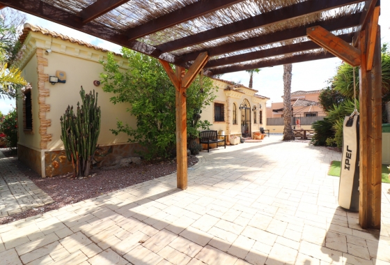 Rynek wtórny - Villa - Formentera del Segura - Fincas de La Vega