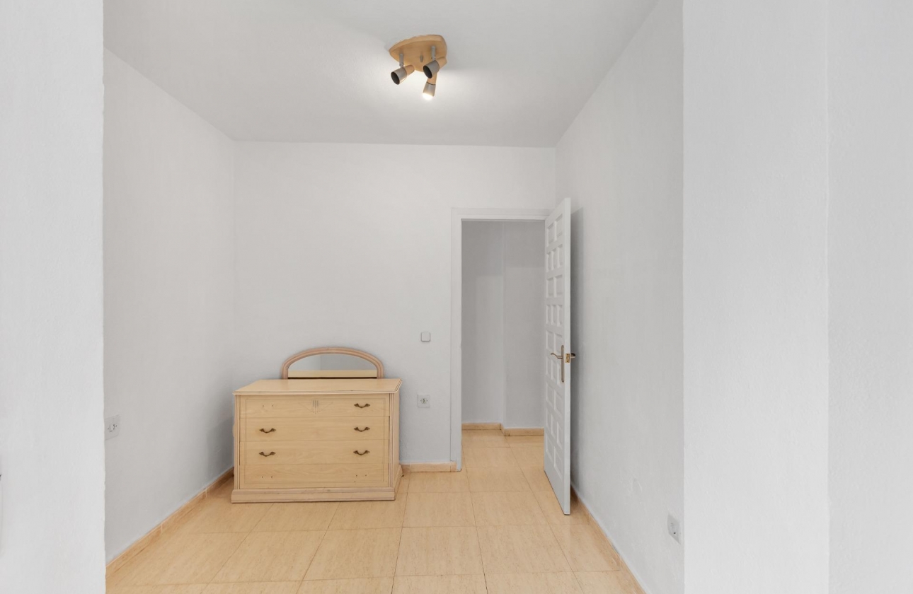 Rynek wtórny - Apartament - Torrevieja - Puerto Deportivo