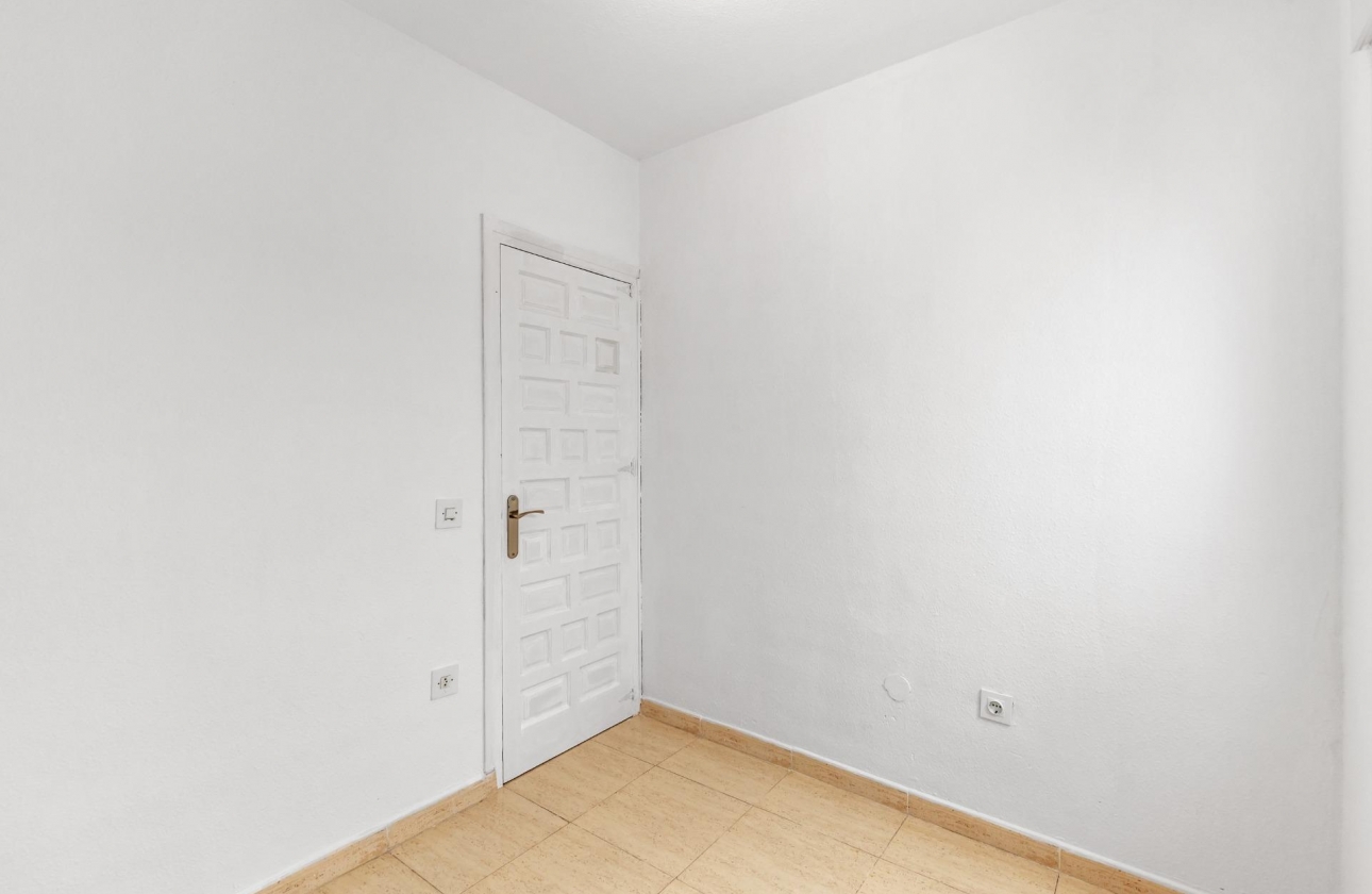 Rynek wtórny - Apartament - Torrevieja - Puerto Deportivo