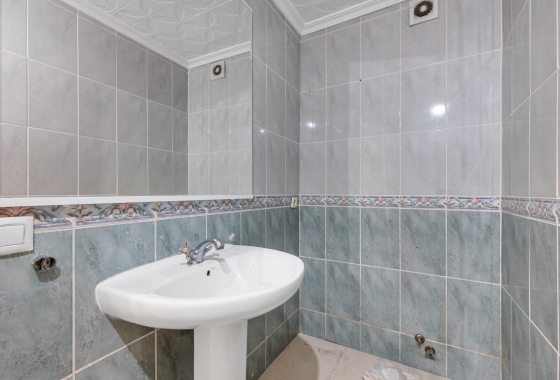 Rynek wtórny - Apartament - Torrevieja - Puerto Deportivo