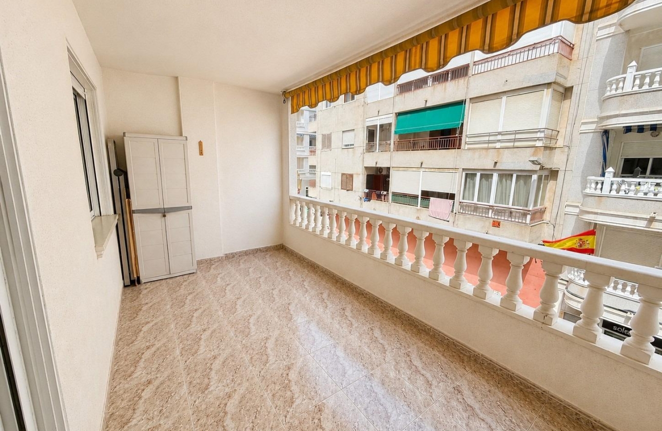 Rynek wtórny - Apartament - Torrevieja - Playa del Cura