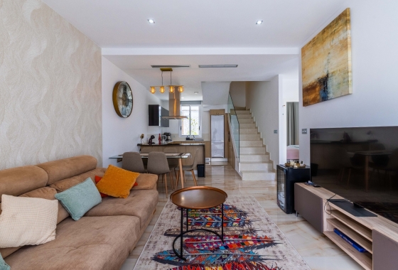 Rynek wtórny - Villa / House - Ciudad Quesada