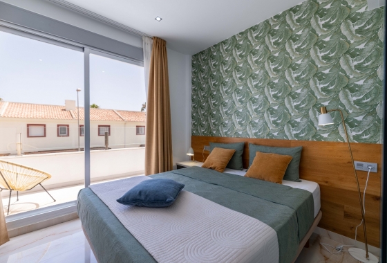 Rynek wtórny - Villa / House - Ciudad Quesada