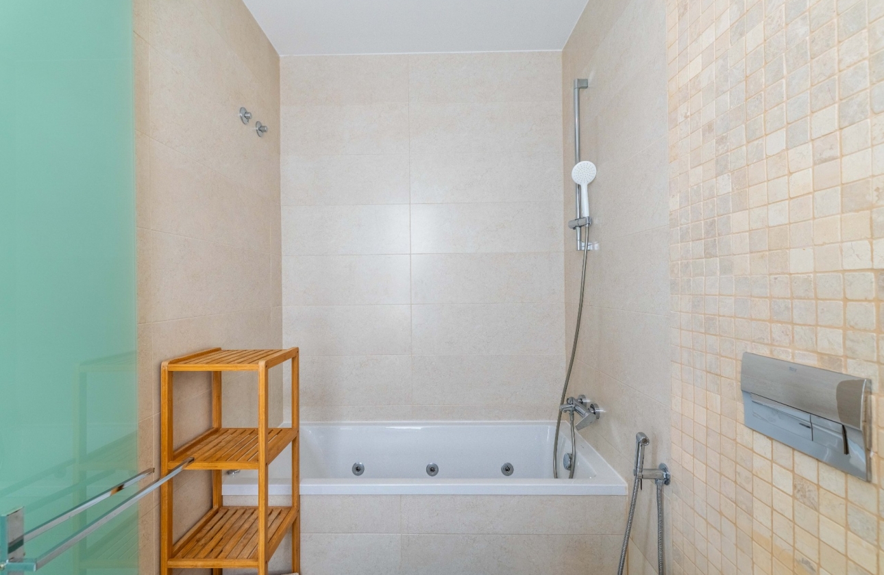 Rynek wtórny - Villa / House - Ciudad Quesada