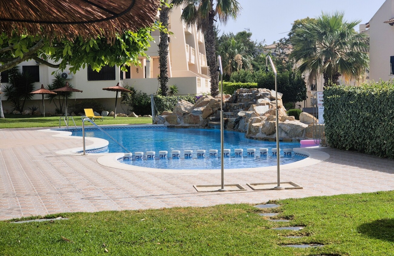 Rynek wtórny - Szeregowiec - Orihuela Costa - Costa Blanca