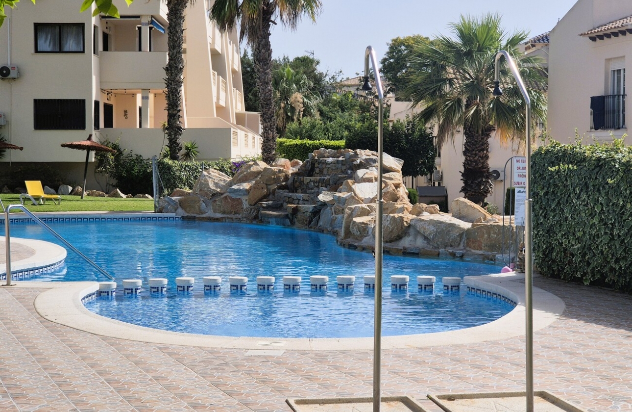 Rynek wtórny - Szeregowiec - Orihuela Costa - Costa Blanca
