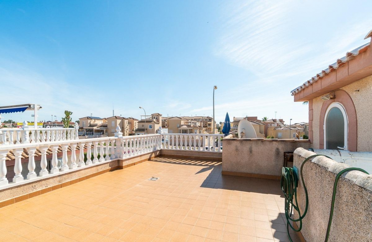 Rynek wtórny - Villa - Orihuela Costa - Punta Prima