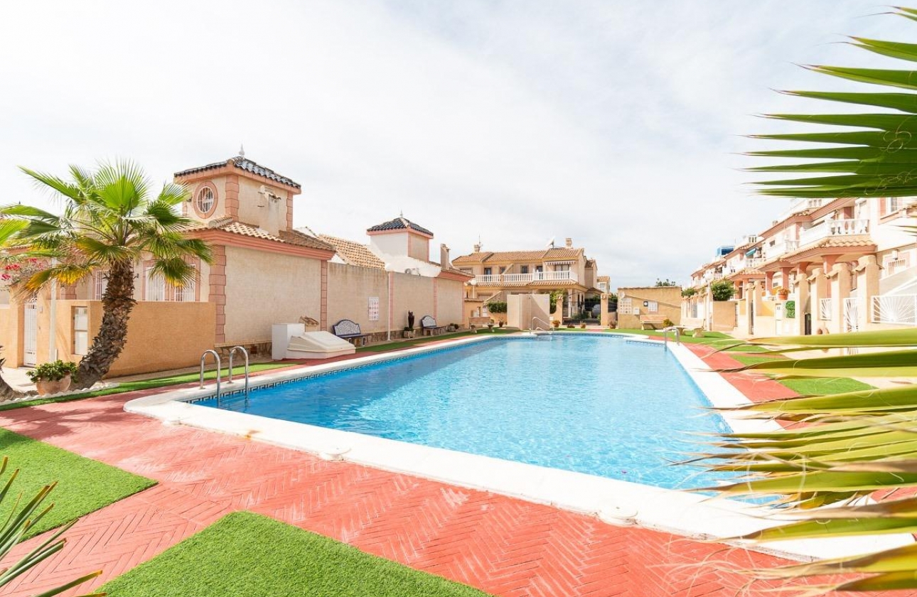 Rynek wtórny - Villa - Orihuela Costa - Punta Prima