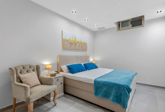 Rynek wtórny - Villa - Orihuela Costa - Villamartín