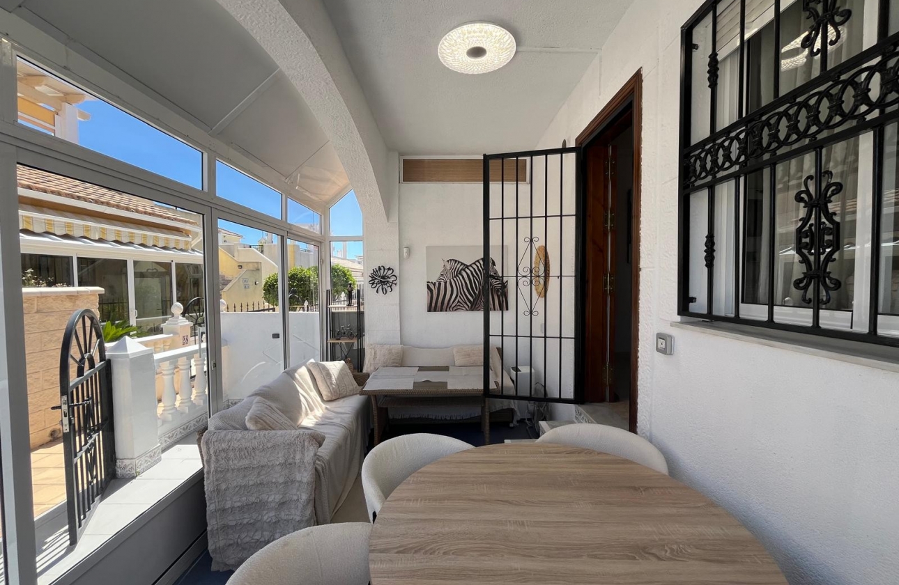 Rynek wtórny - Bungalow - Torrevieja - Serena