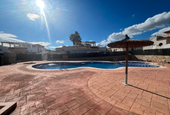 Rynek wtórny - Bungalow - Torrevieja - Serena