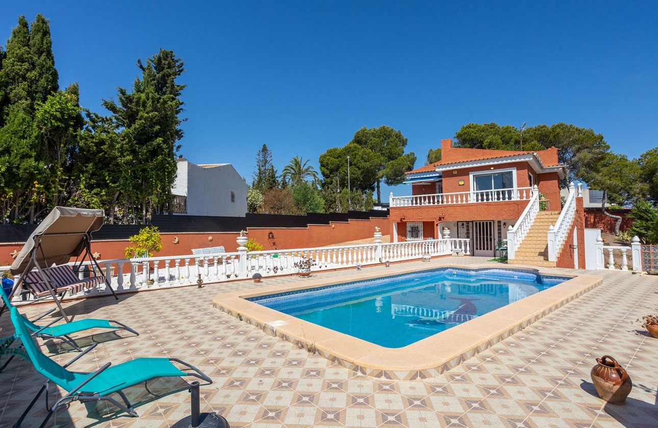 Reventa - Villa - Torrevieja - Los Balcones