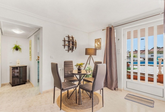 Reventa - Villa - Torrevieja - Los Balcones