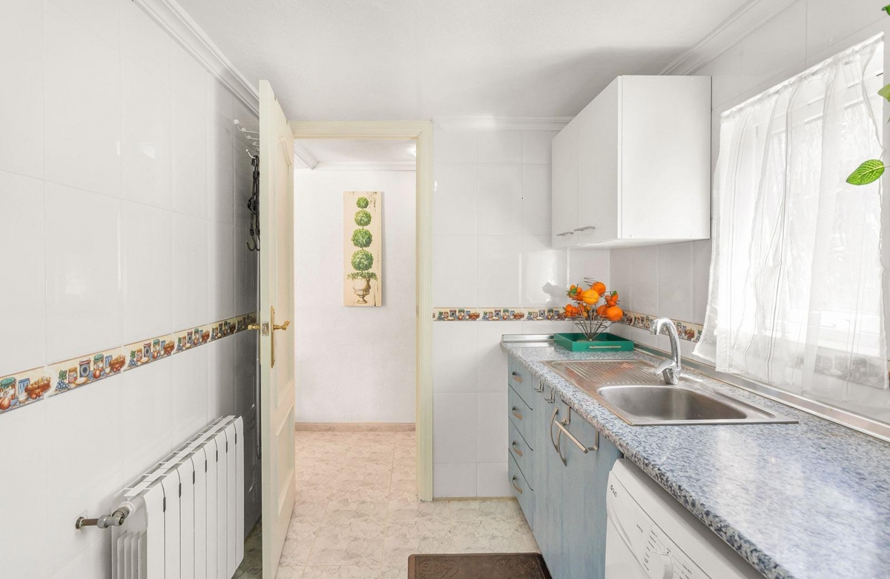 Reventa - Villa - Torrevieja - Los Balcones