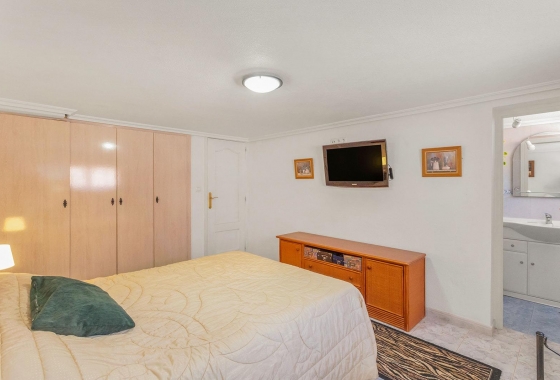 Reventa - Villa - Torrevieja - Los Balcones