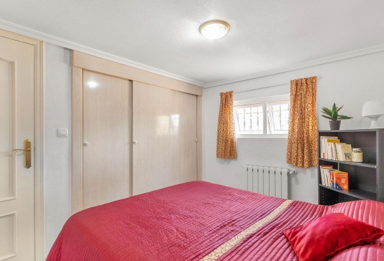 Reventa - Villa - Torrevieja - Los Balcones