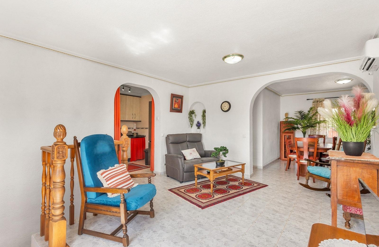 Reventa - Villa - Torrevieja - Los Balcones