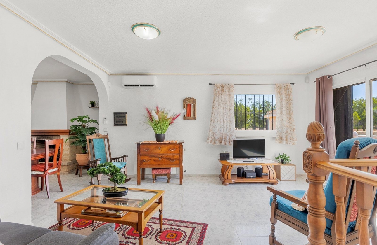Reventa - Villa - Torrevieja - Los Balcones