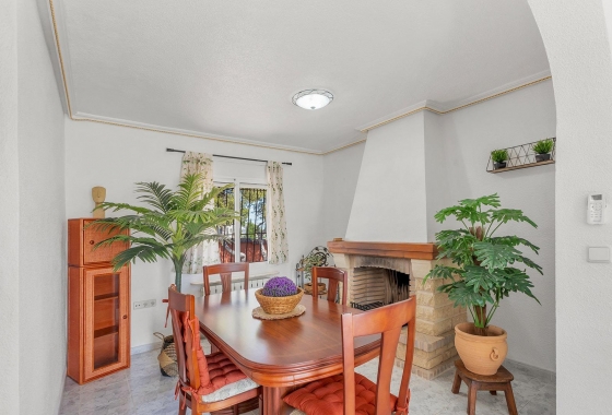 Reventa - Villa - Torrevieja - Los Balcones
