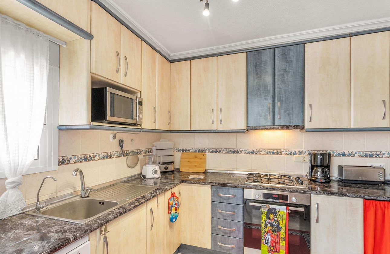 Reventa - Villa - Torrevieja - Los Balcones
