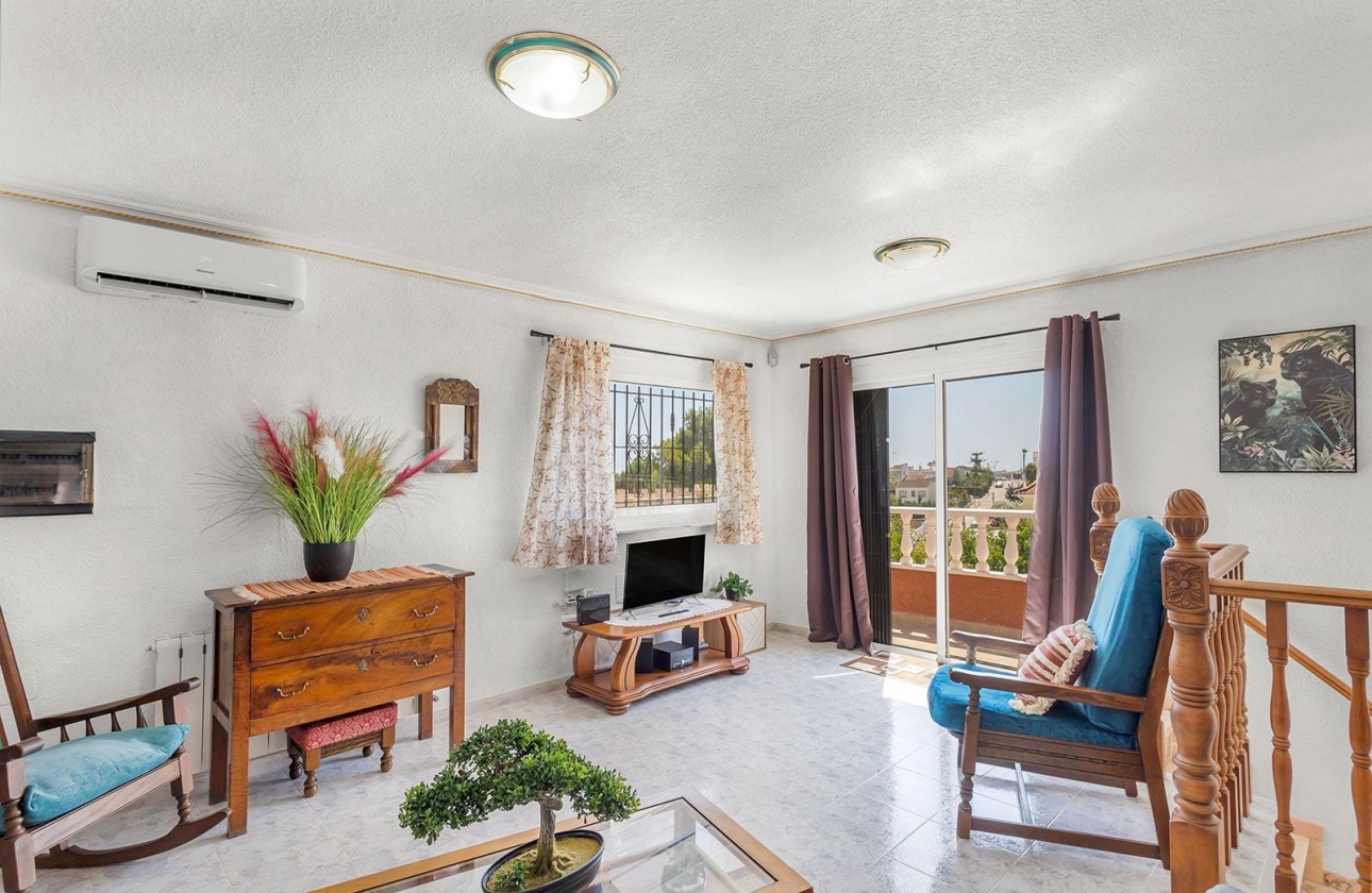 Reventa - Villa - Torrevieja - Los Balcones
