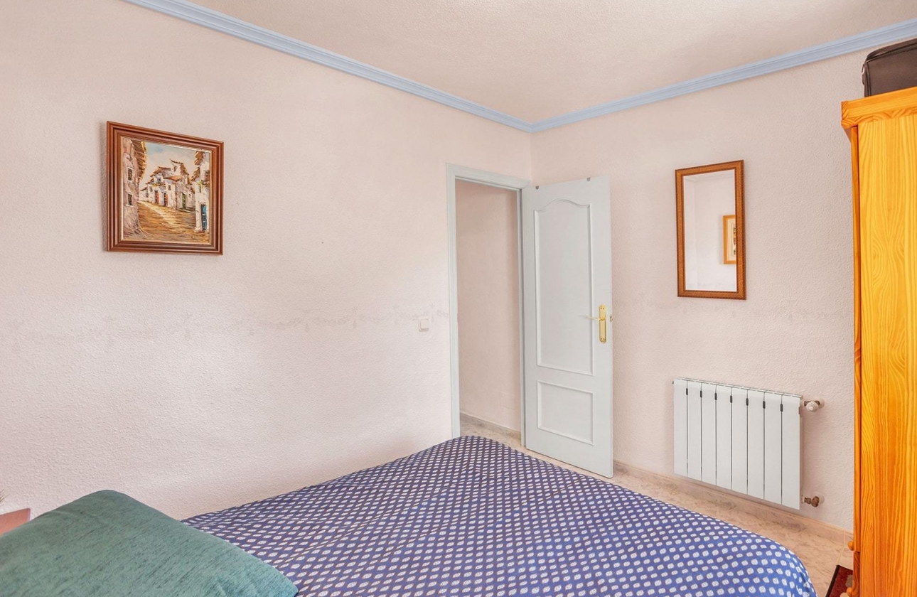 Reventa - Villa - Torrevieja - Los Balcones
