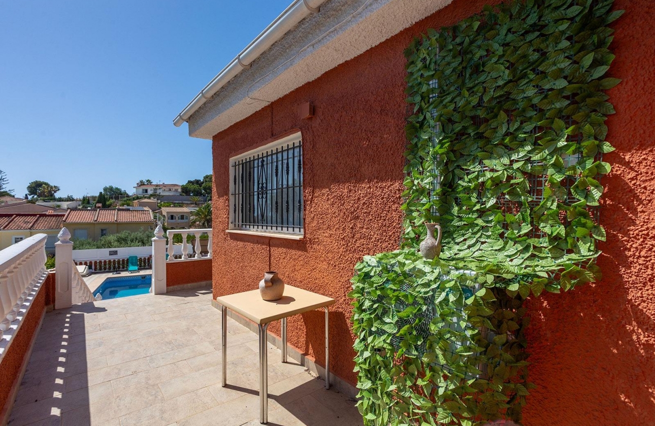 Reventa - Villa - Torrevieja - Los Balcones