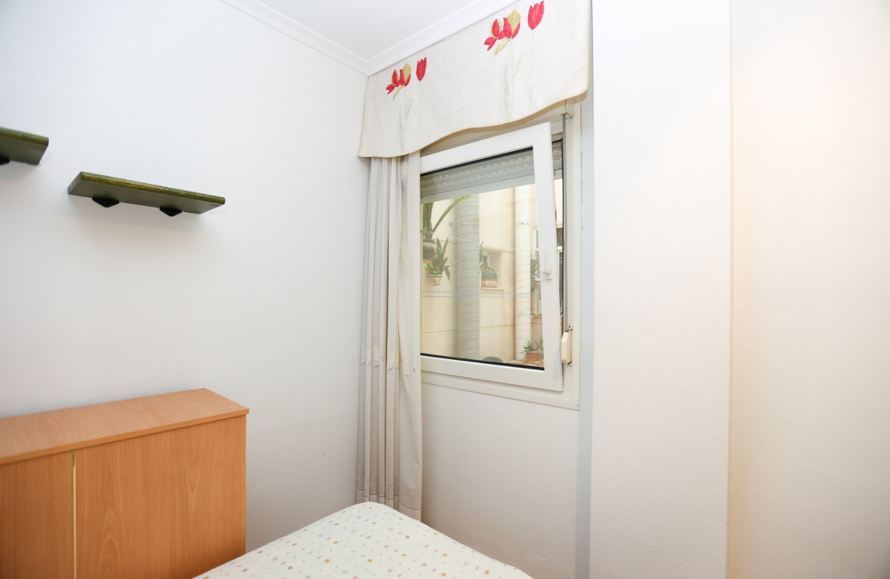 Resale - Apartment - Torrevieja - La Mata