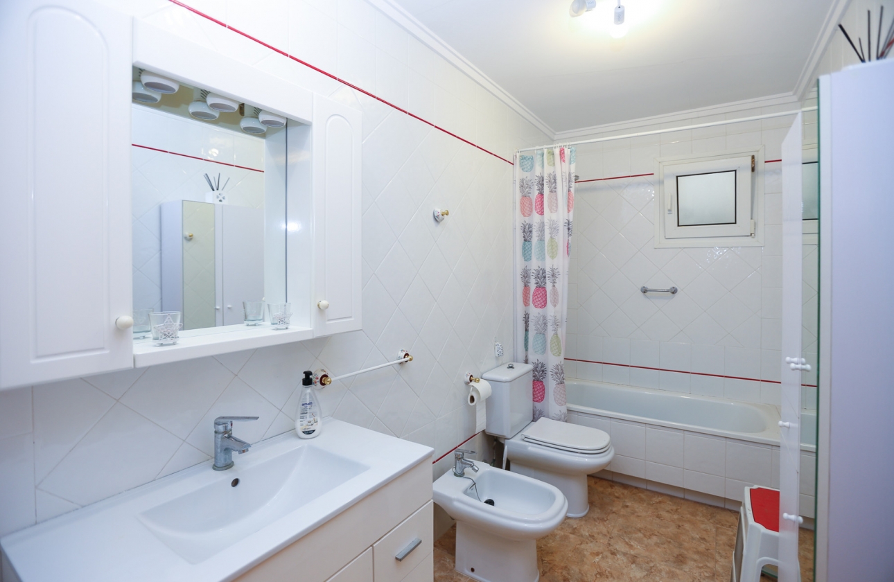 Resale - Apartment - Torrevieja - La Mata
