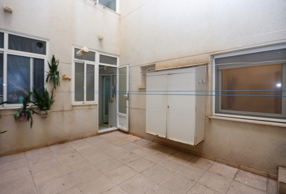Resale - Apartment - Torrevieja - La Mata