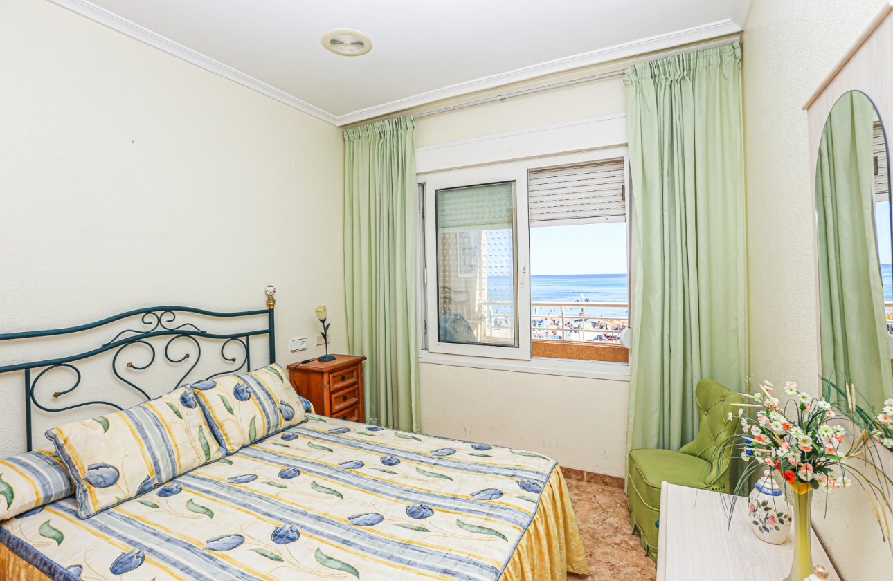 Resale - Apartment - Torrevieja - La Mata