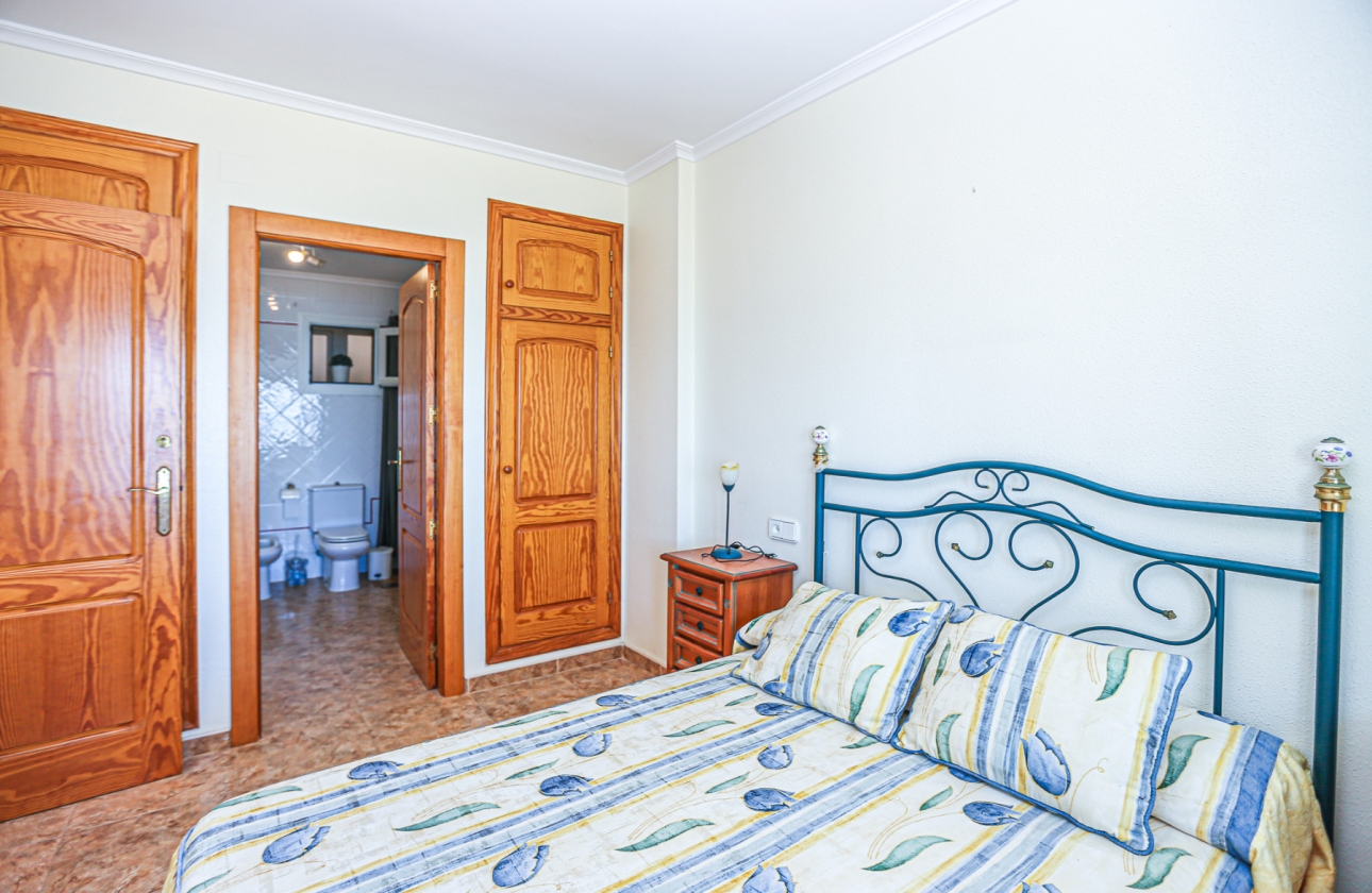 Resale - Apartment - Torrevieja - La Mata