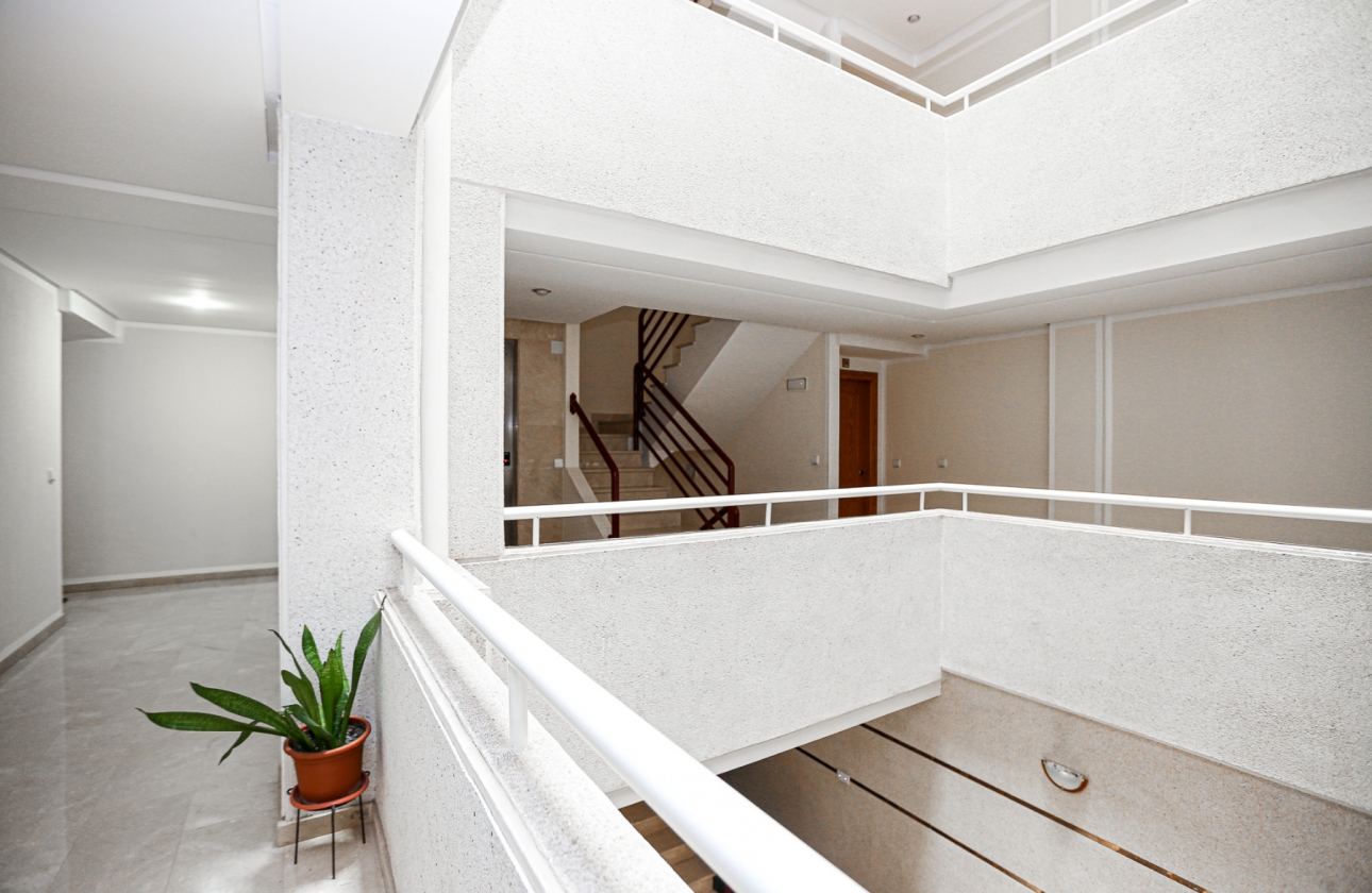 Resale - Apartment - Torrevieja - La Mata