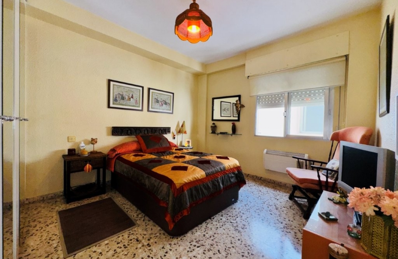Resale - Apartment - Torrevieja - La Mata