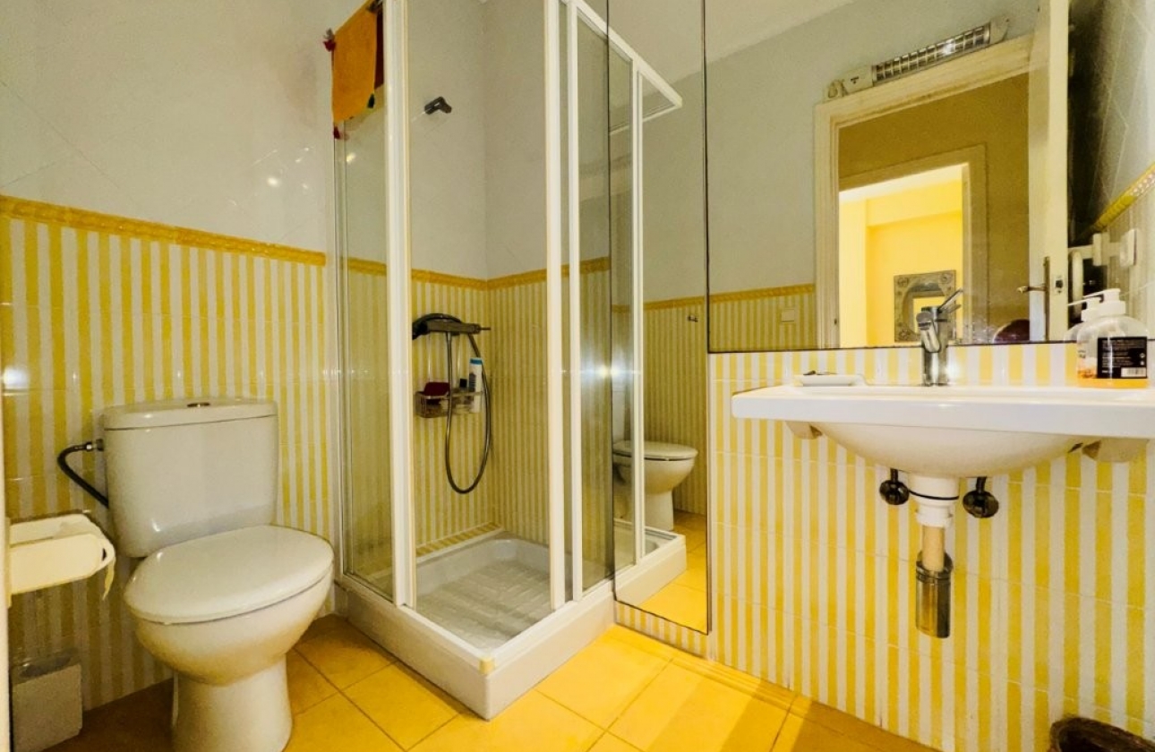 Resale - Apartment - Torrevieja - La Mata