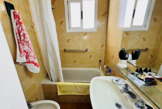 Resale - Apartment - Torrevieja - La Mata