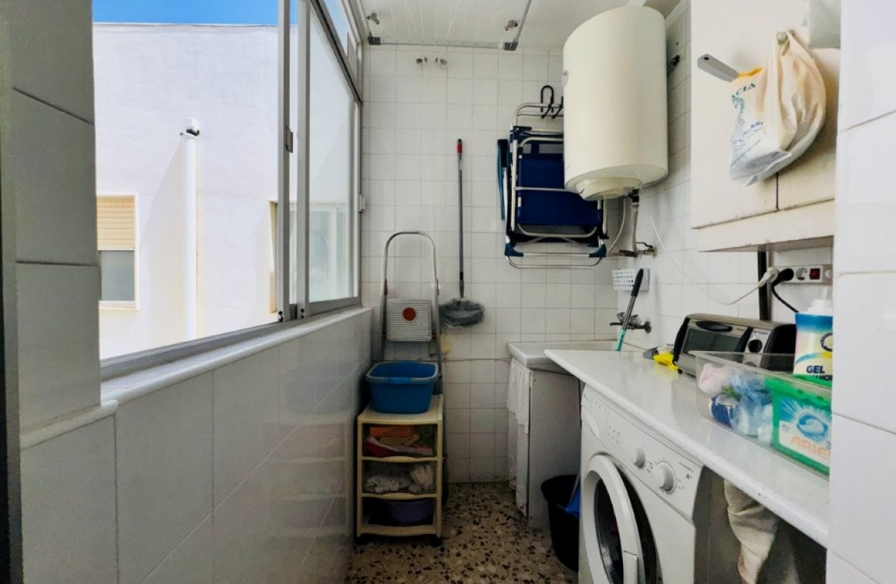 Resale - Apartment - Torrevieja - La Mata