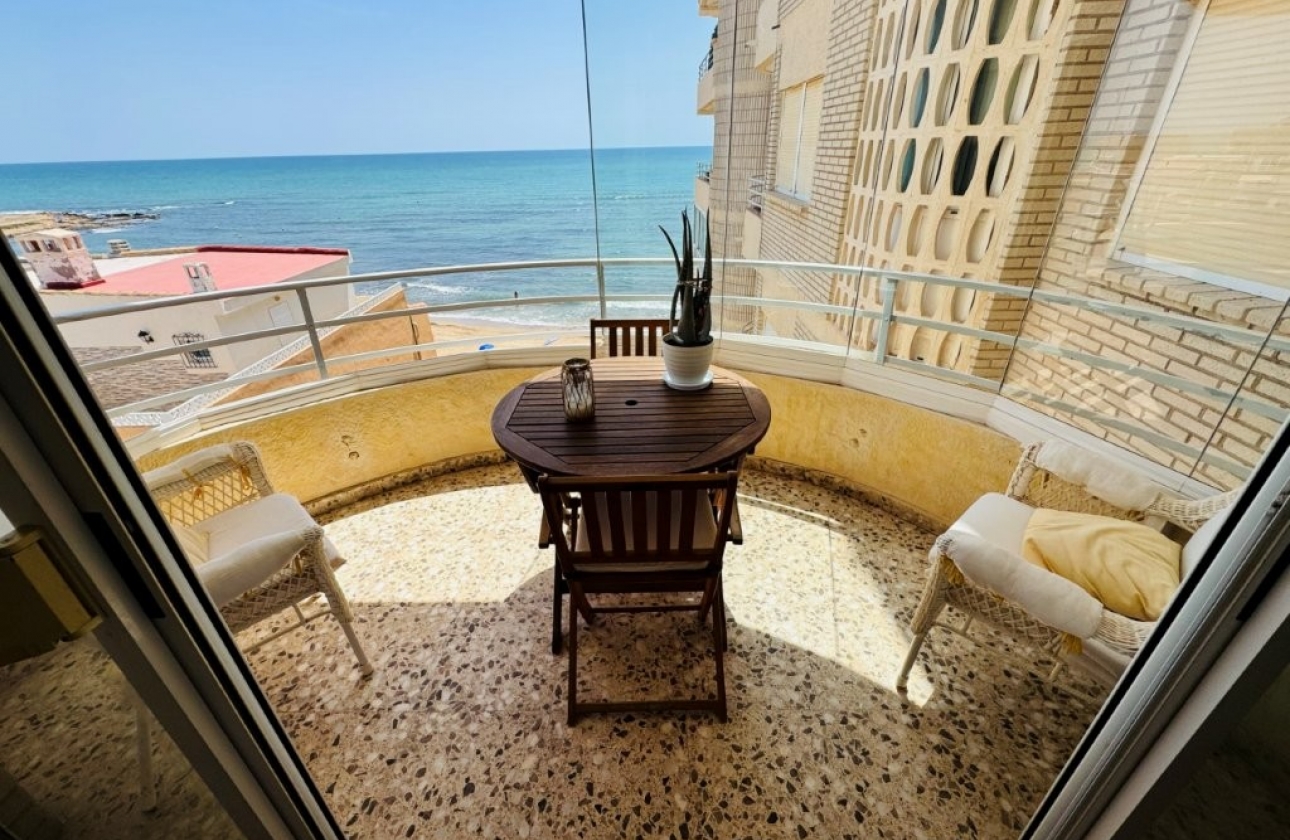 Resale - Apartment - Torrevieja - La Mata