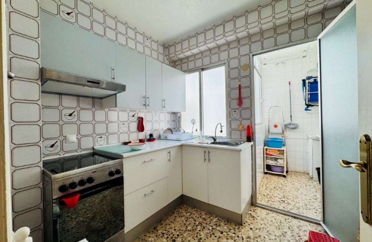 Resale - Apartment - Torrevieja - La Mata