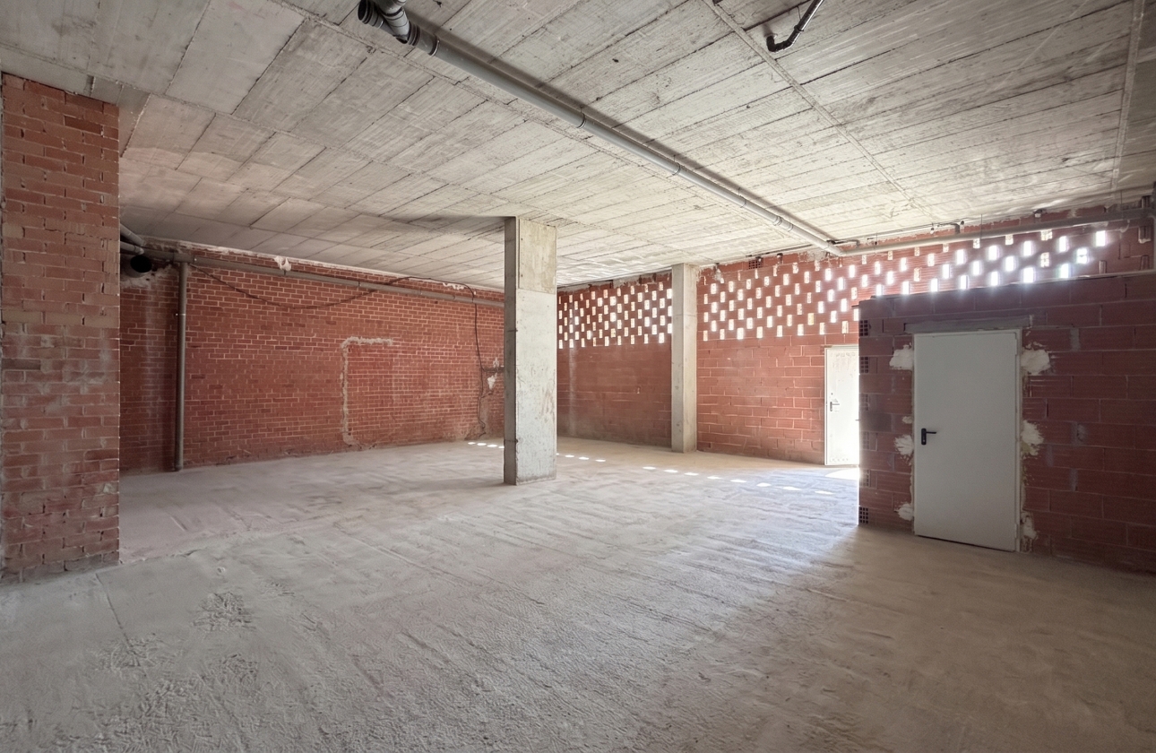 Resale - Local comercial - Torrevieja - La Mata